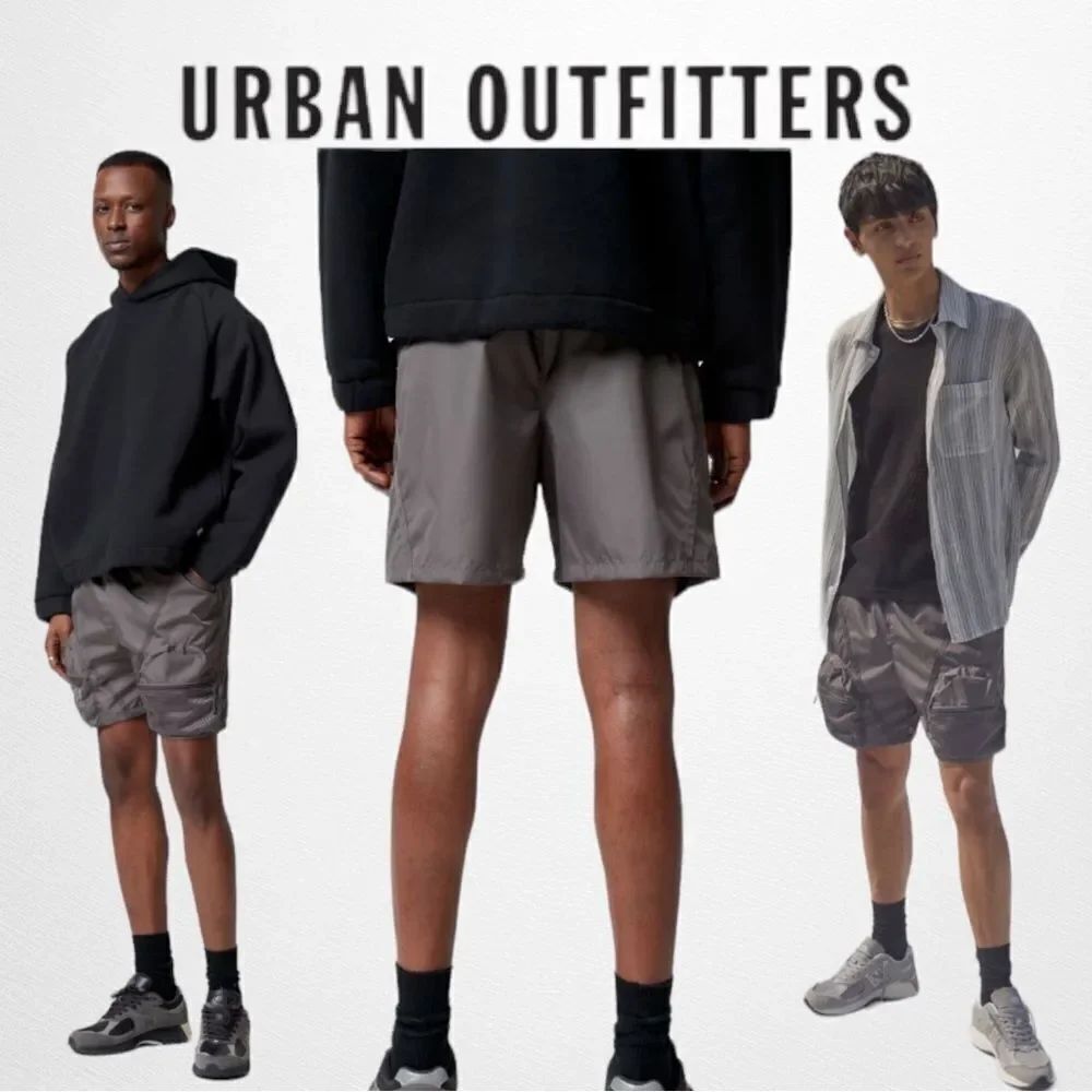 UO Urban Outfitters Standard Cloth Technical Cargo Shorts NEW L